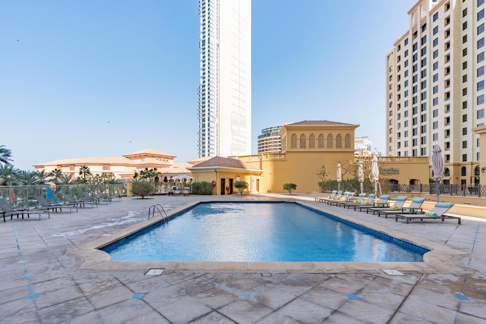 Spacious 1-bedroom At The Heart Of Jbr Dubai