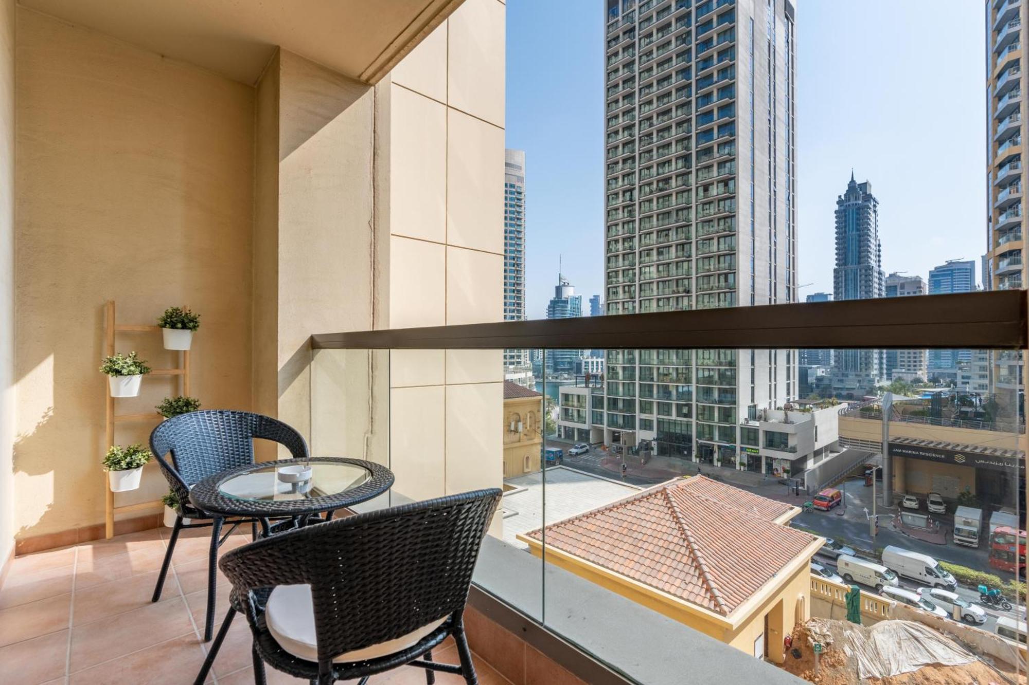 Spacious 1-bedroom At The Heart Of Jbr Holiday home Dubai